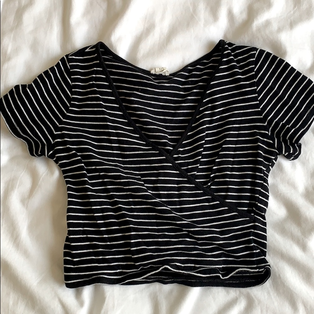 Garage striped wrap crop top